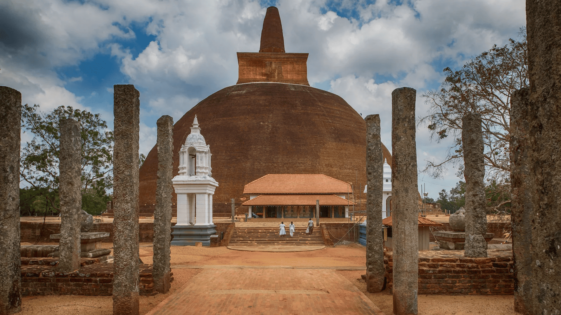 Following the Ramayana Landscapes of Sri Lanka