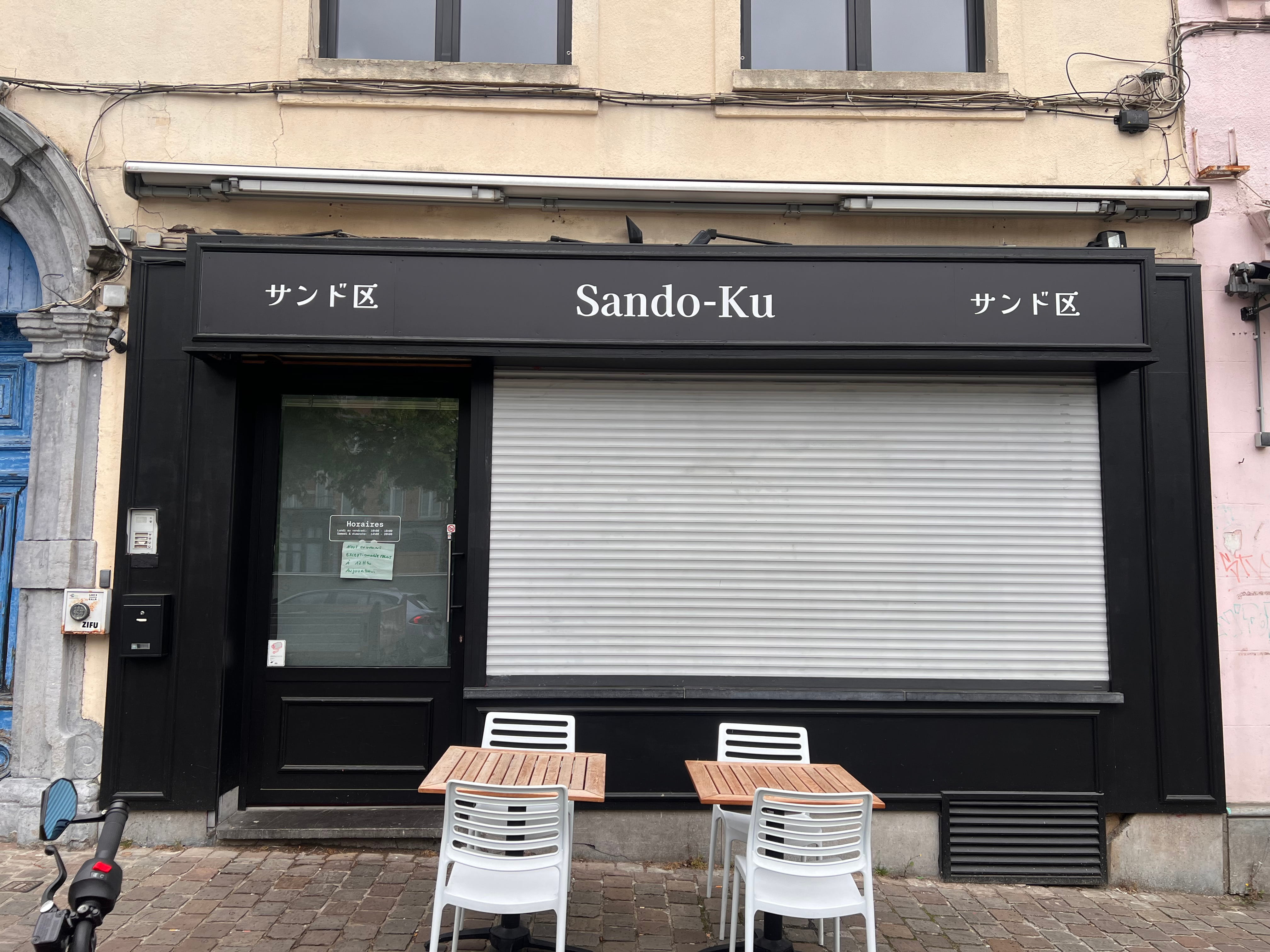 Plaque Dibond imprimée Sando-Ku サンド区 – enseigne façade restaurant japonais Bruxelles – Enseignes Lumineuses