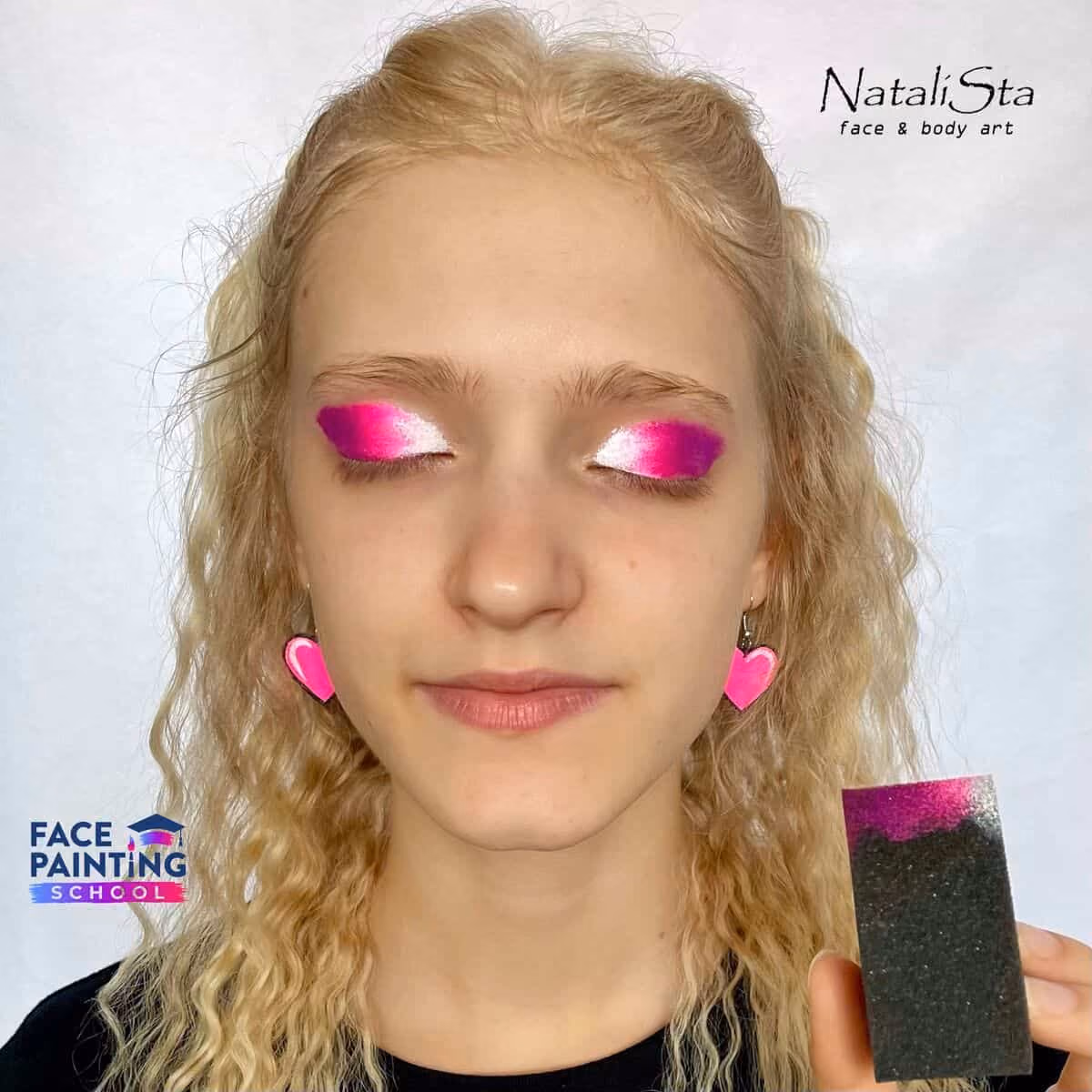 cute-minnie-mouse-face-paint-1