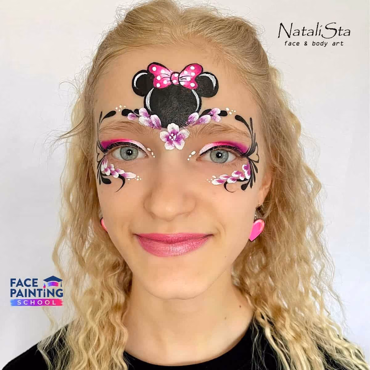cute-minnie-mouse-face-paint-5-final-work