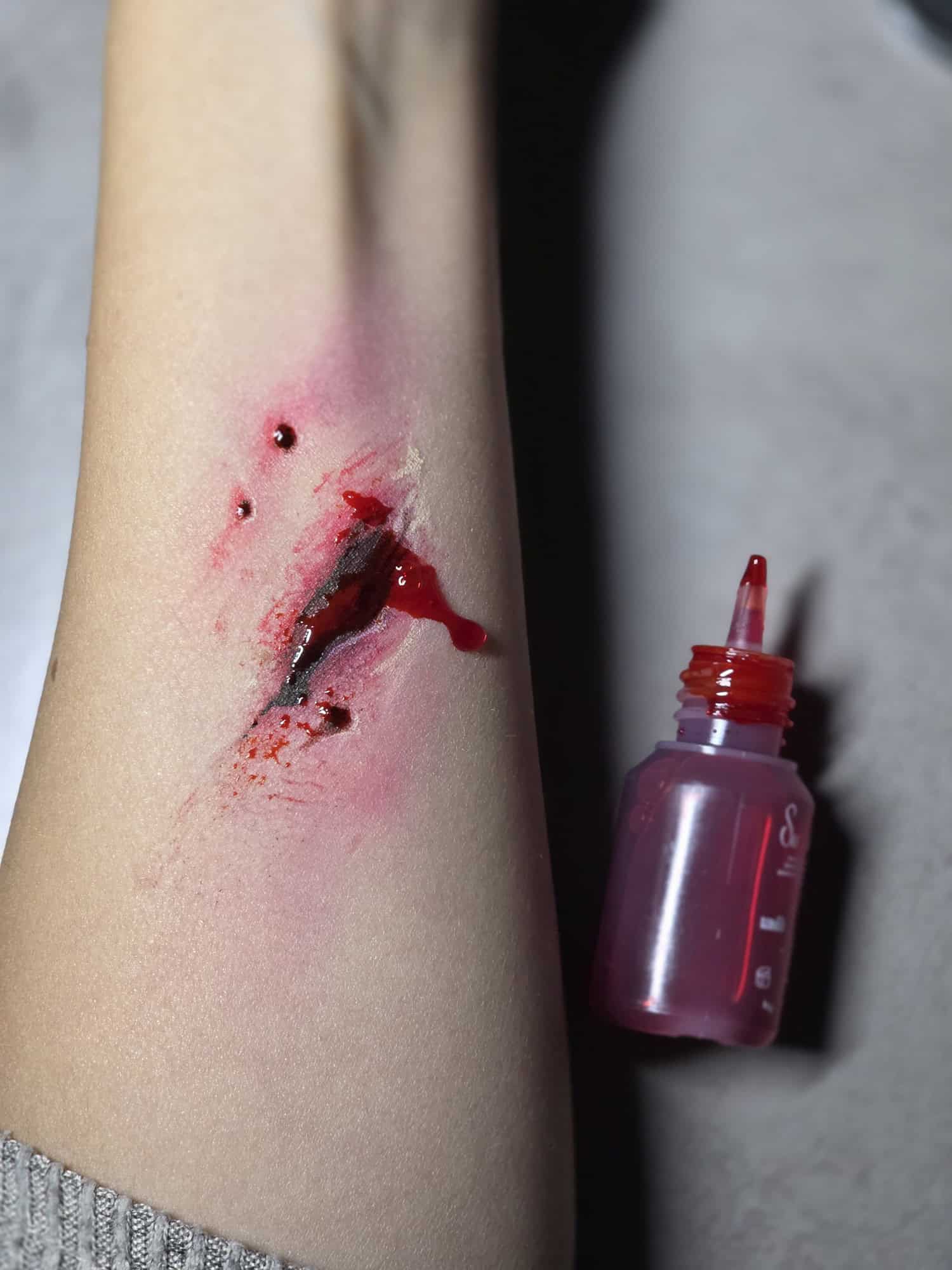 Halloween Wounds, Cuts & Bruises Face Paint Tutorial