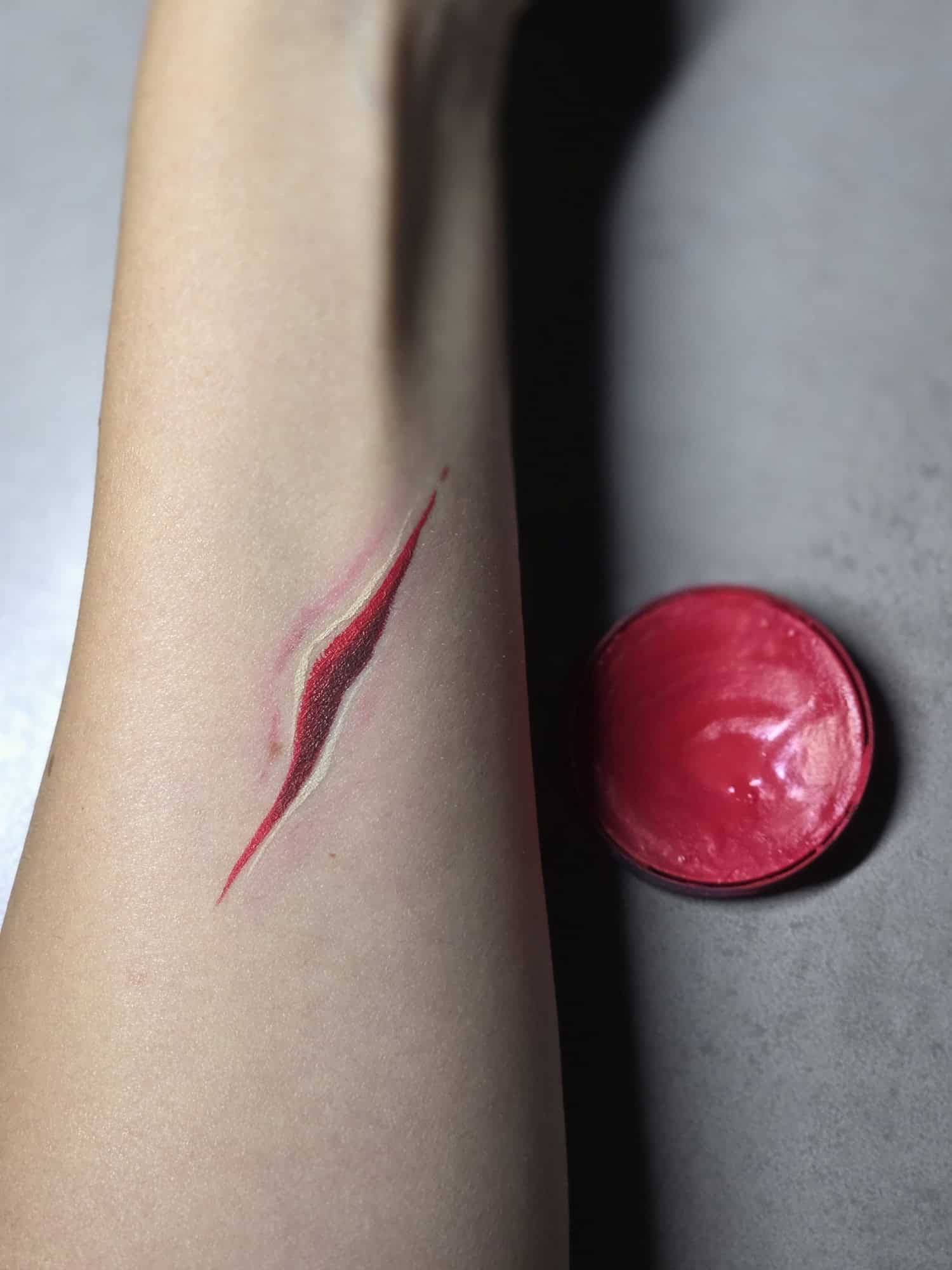 How to Paint Realistic Cuts