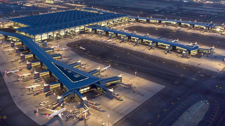 GATWICK AIRPORT – UK