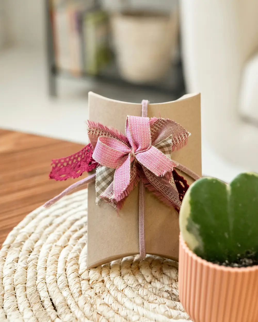 Image d'une pochette cadeau représentant la catégorie carte cadeau