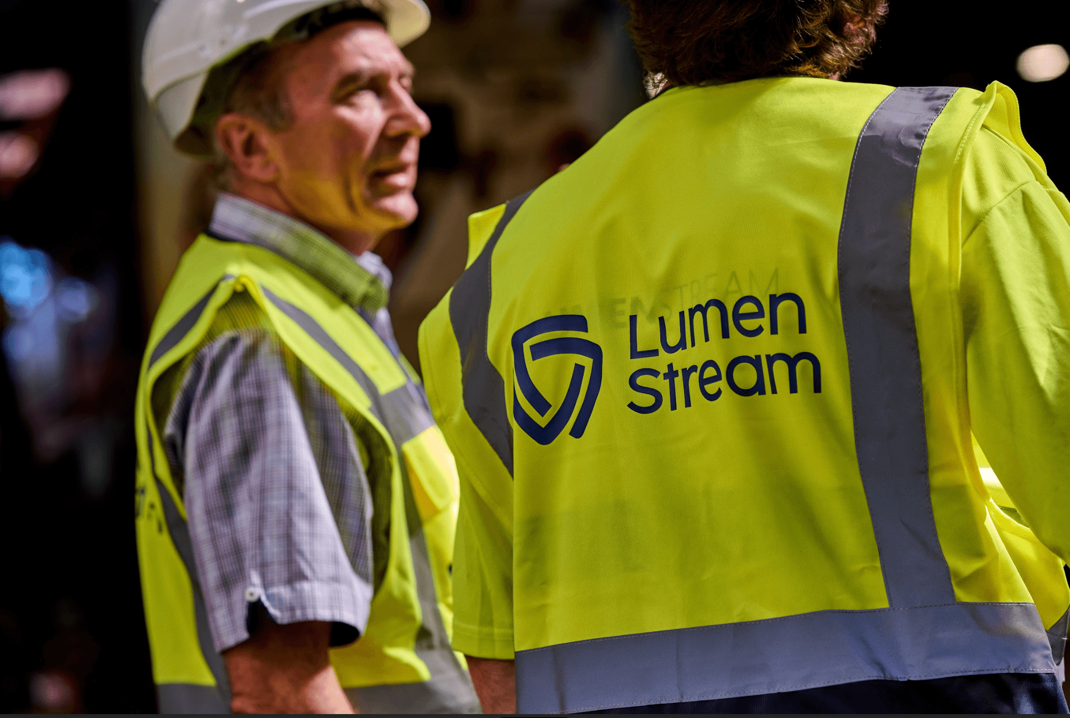 Reducing Carbon Without Disruption: The Role of LED in Industrial Facilities