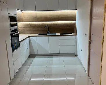 Postavljanje pločica Artisan Home Becej