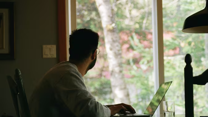 Poor workstation posture causing shoulder and neck strain