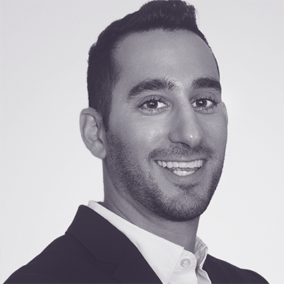 Black and white headshot of Evan Bailey.