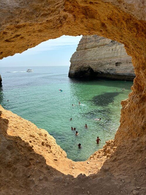 5794C420 Eb0d 4C19 A244 4D21c82fa5bc