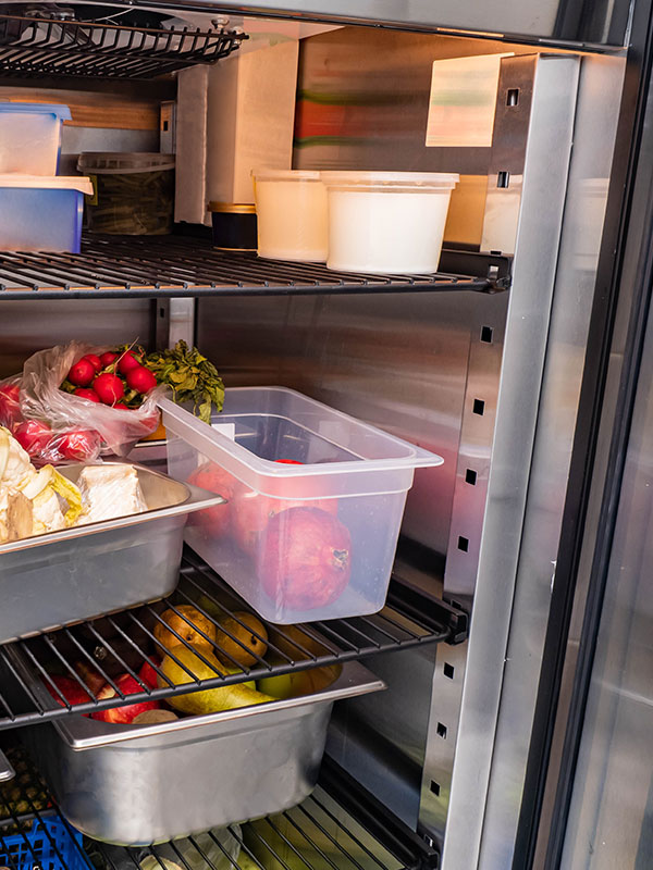 Commercial kitchen refrigerator