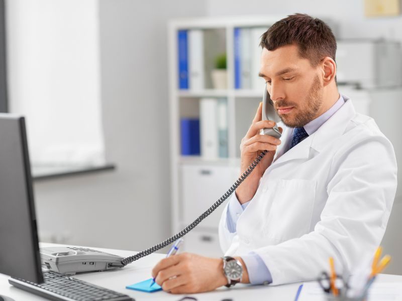 vaga médico plantonista​ e desafios