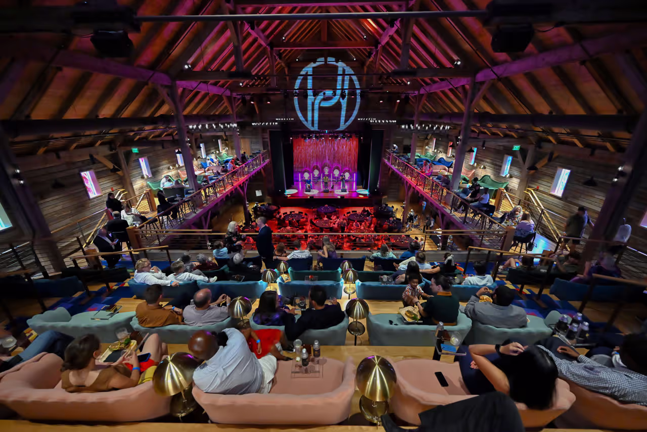 Full shot of Loft level