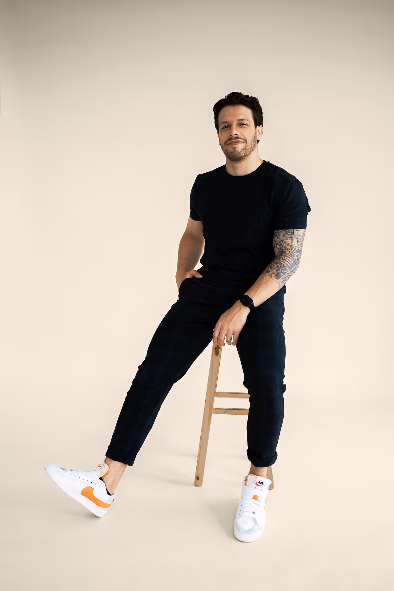 Studio picture of Vitor