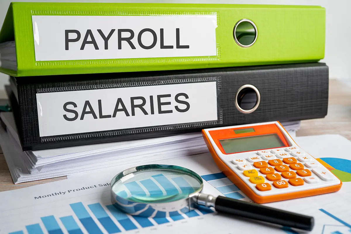 9 Ways to Simplify Payroll For Small Businesses (Expert Tips)