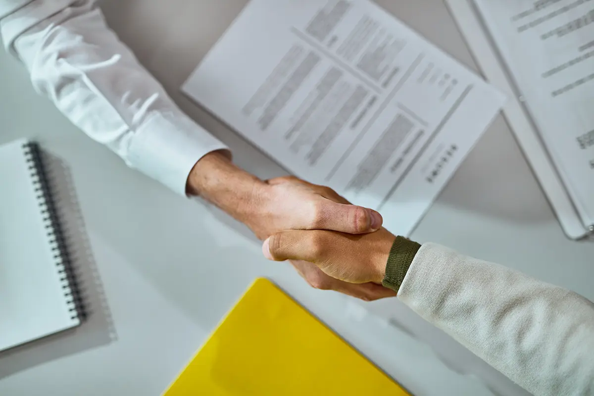 Independent Contractor vs. Employee: What’s the difference? [Service Business Edition]