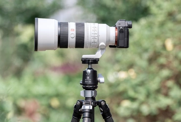 Camera mounted on a K&F Concept tripod