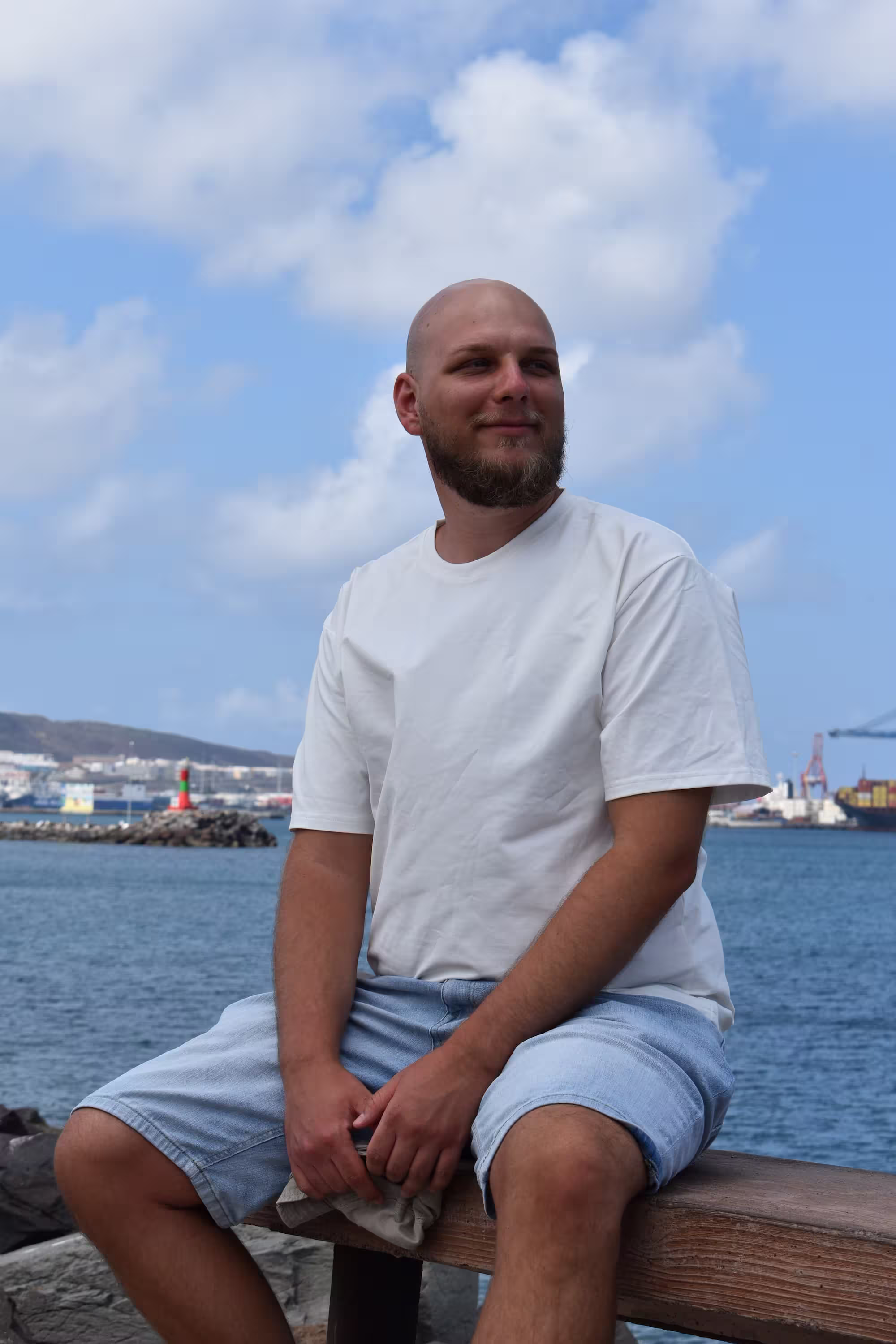 Marc, Webdesigner und Entwickler - spezialisiert auf moderne, responsive Websites mit Webflow