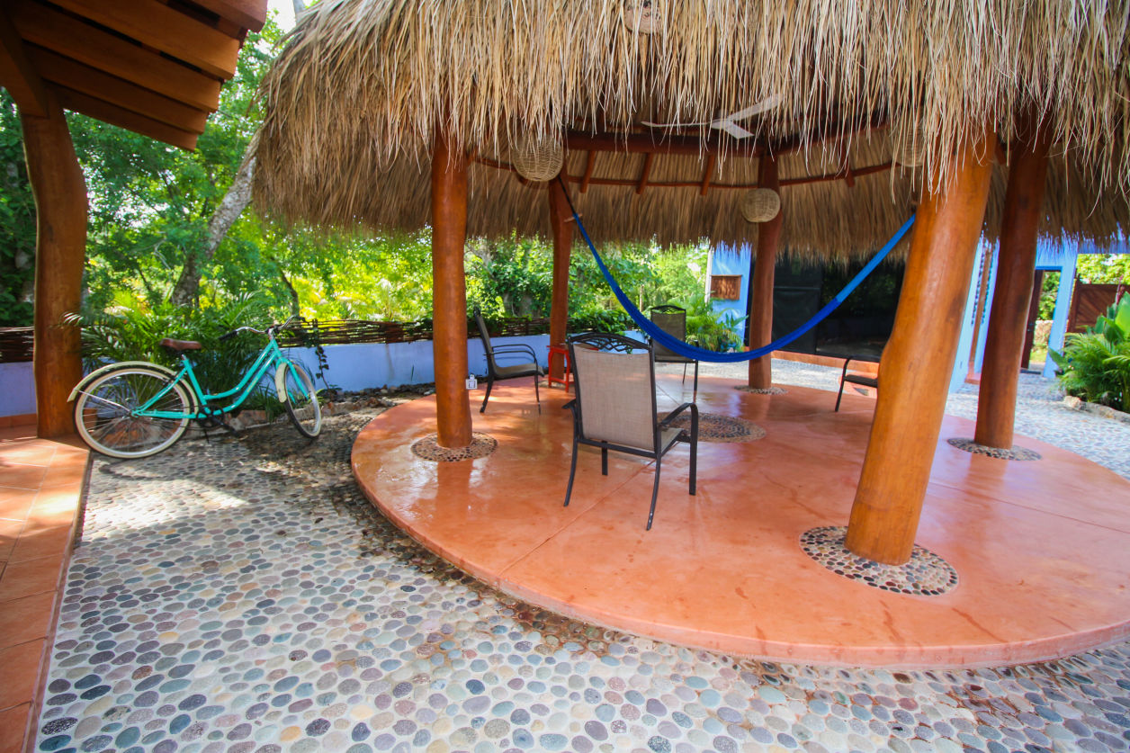 Casa Azul, Troncones