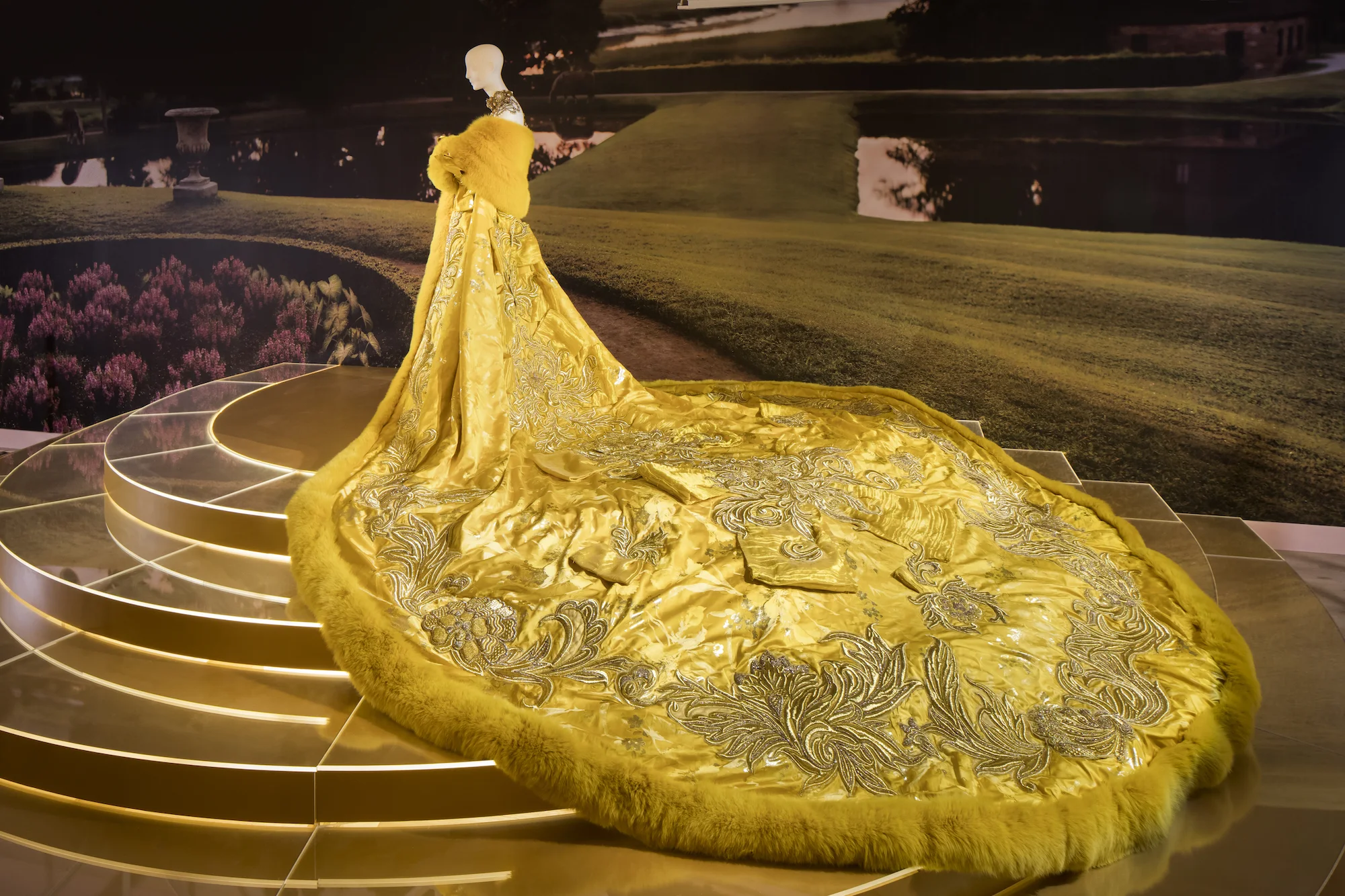 Guo Pei Couture