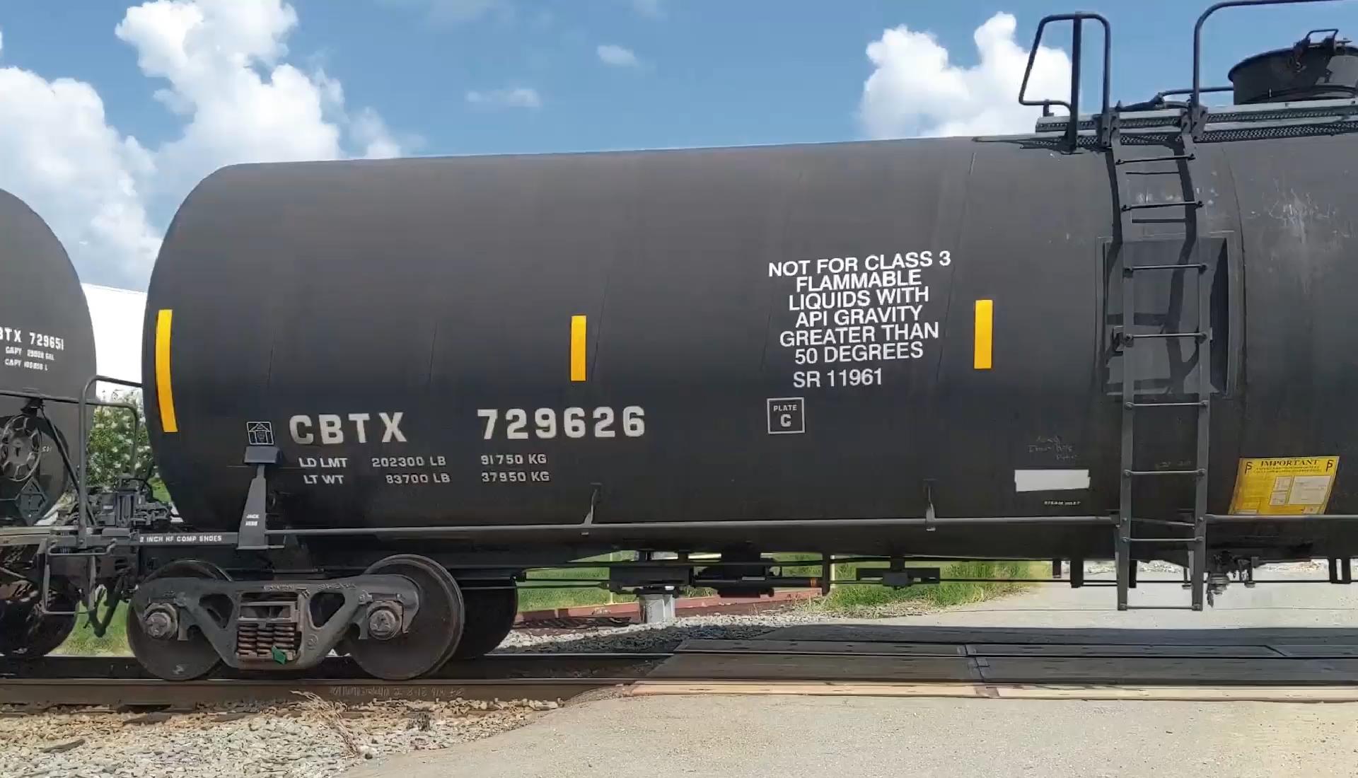 image of loading cargo