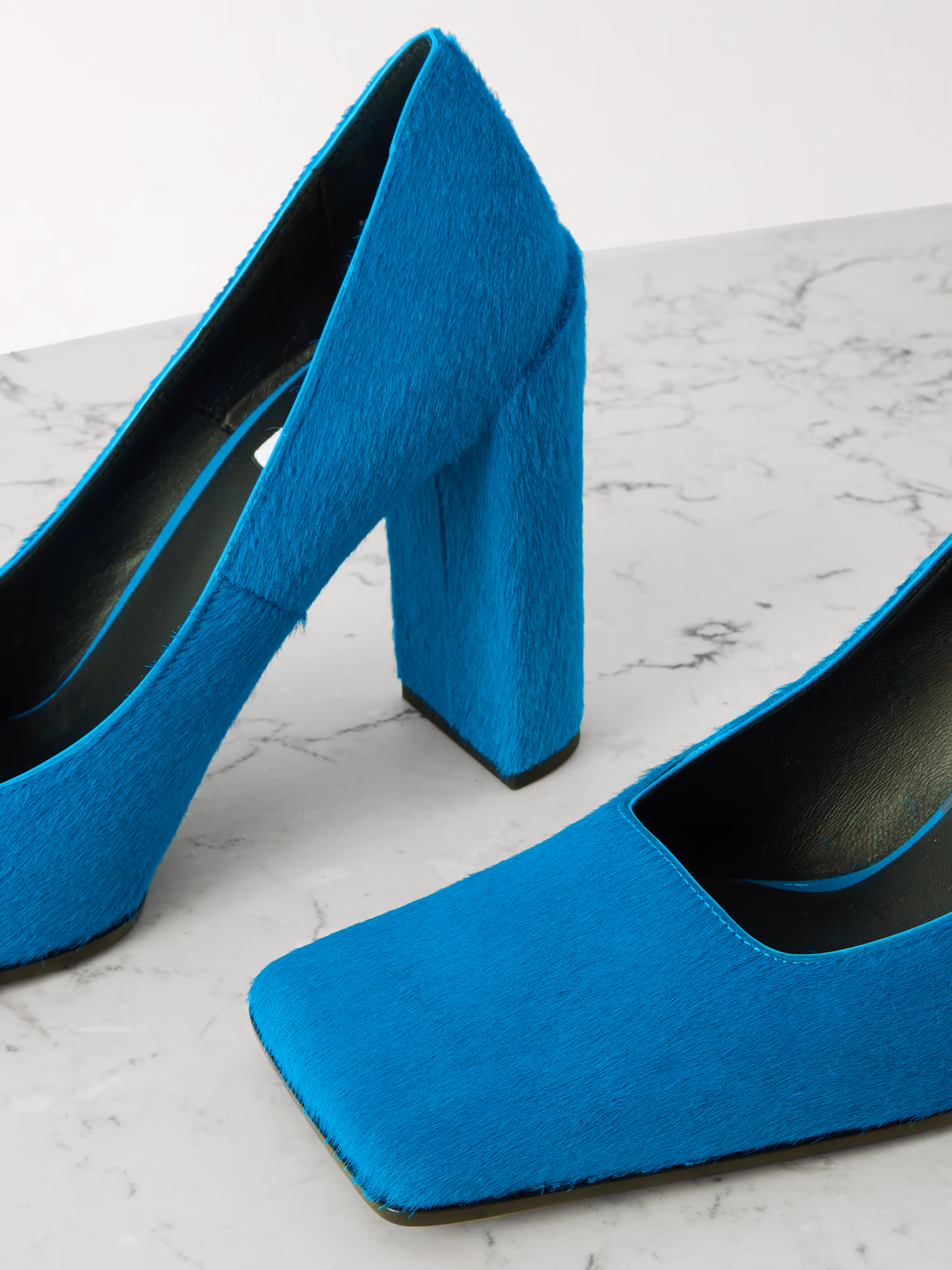 ALAÏA 90 Calf Hair Pumps in Blue