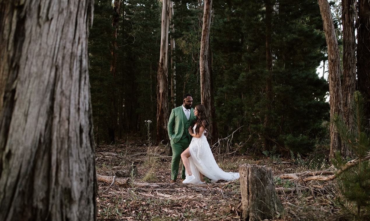Stylish Bridal Sneakers: Comfort for Your Wedding