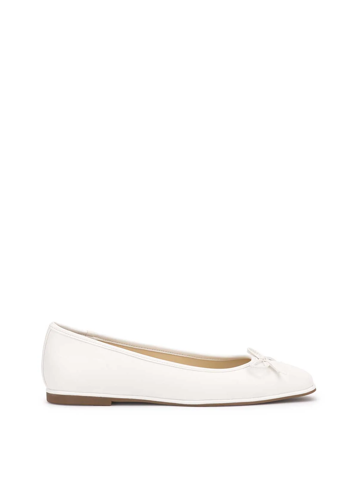Jessica Simpson Vayrina Ballet Flat in Bright White