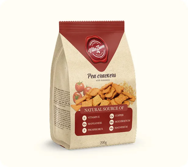 Pea crackers with tomatos