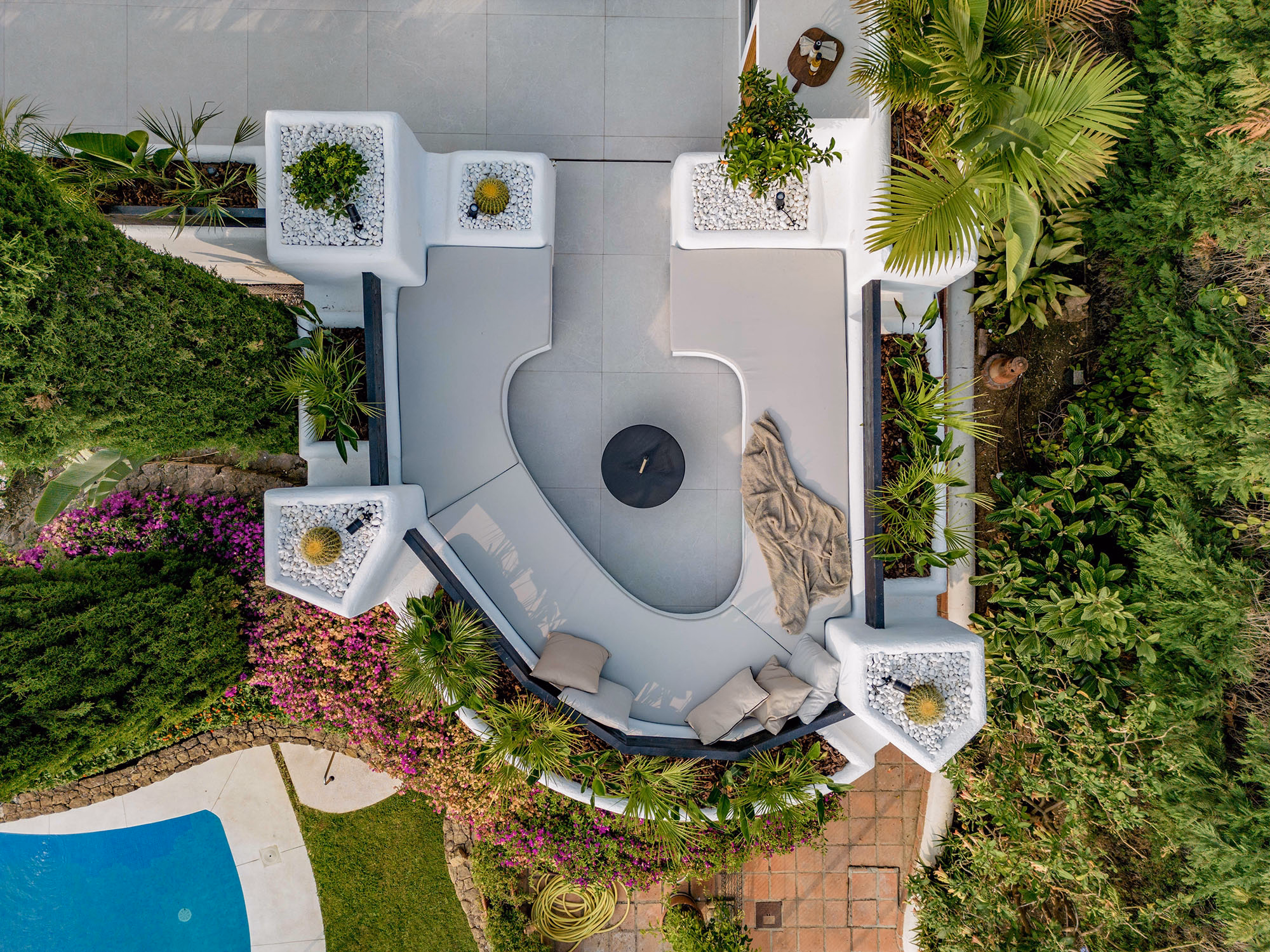 Luxury lifestyle at Casa Louneh apartment with private pool and terrace in Marbella