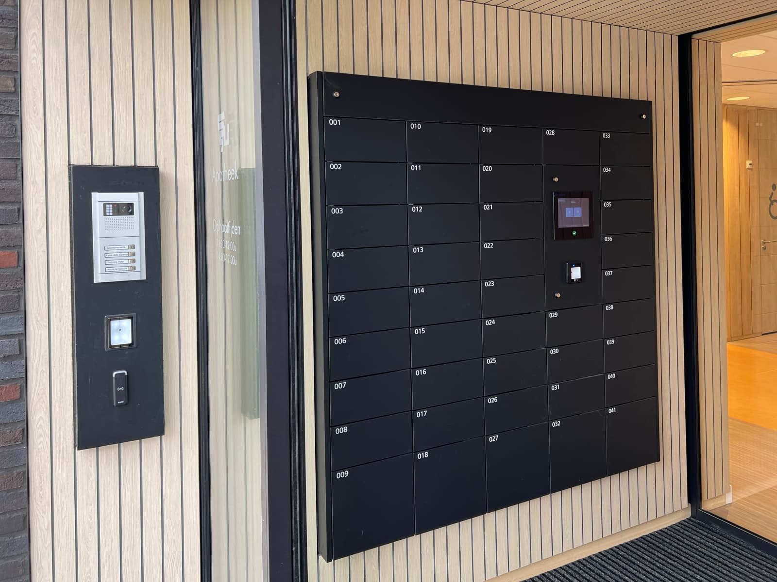 Lockers for narrow spaces