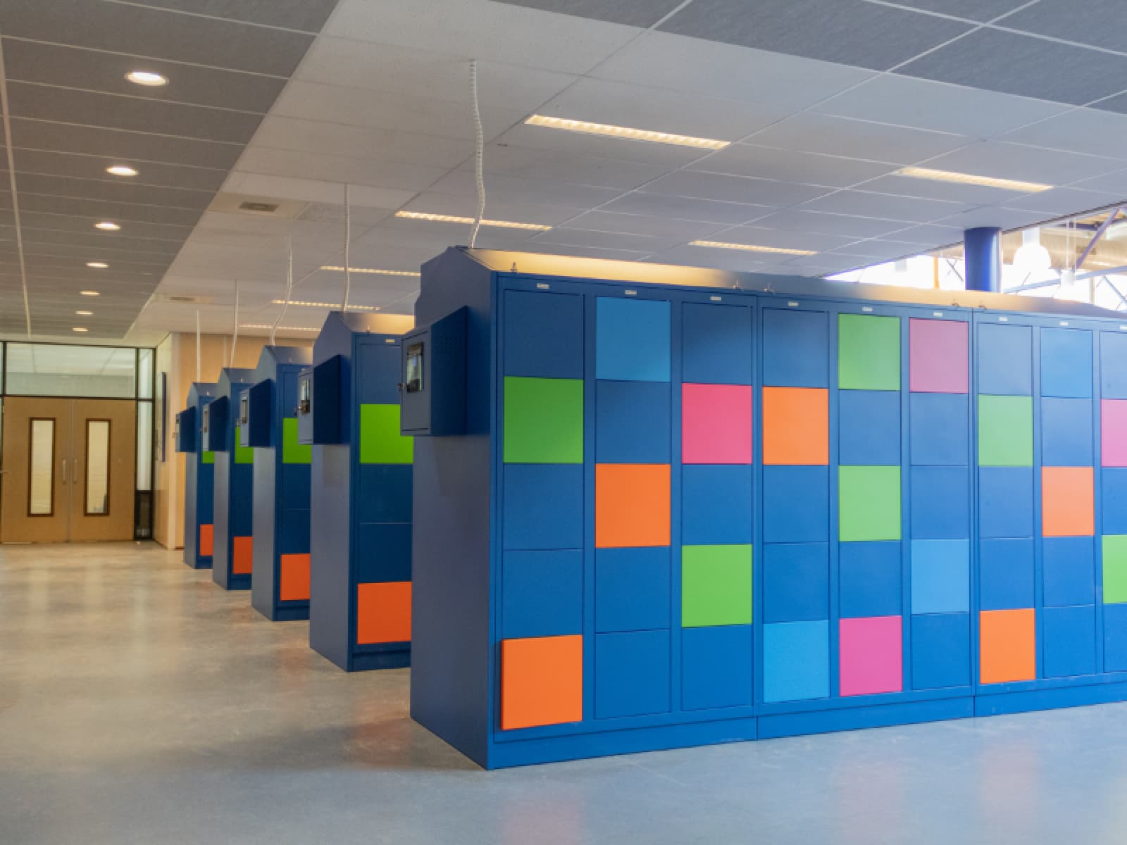 Lockers for narrow spaces