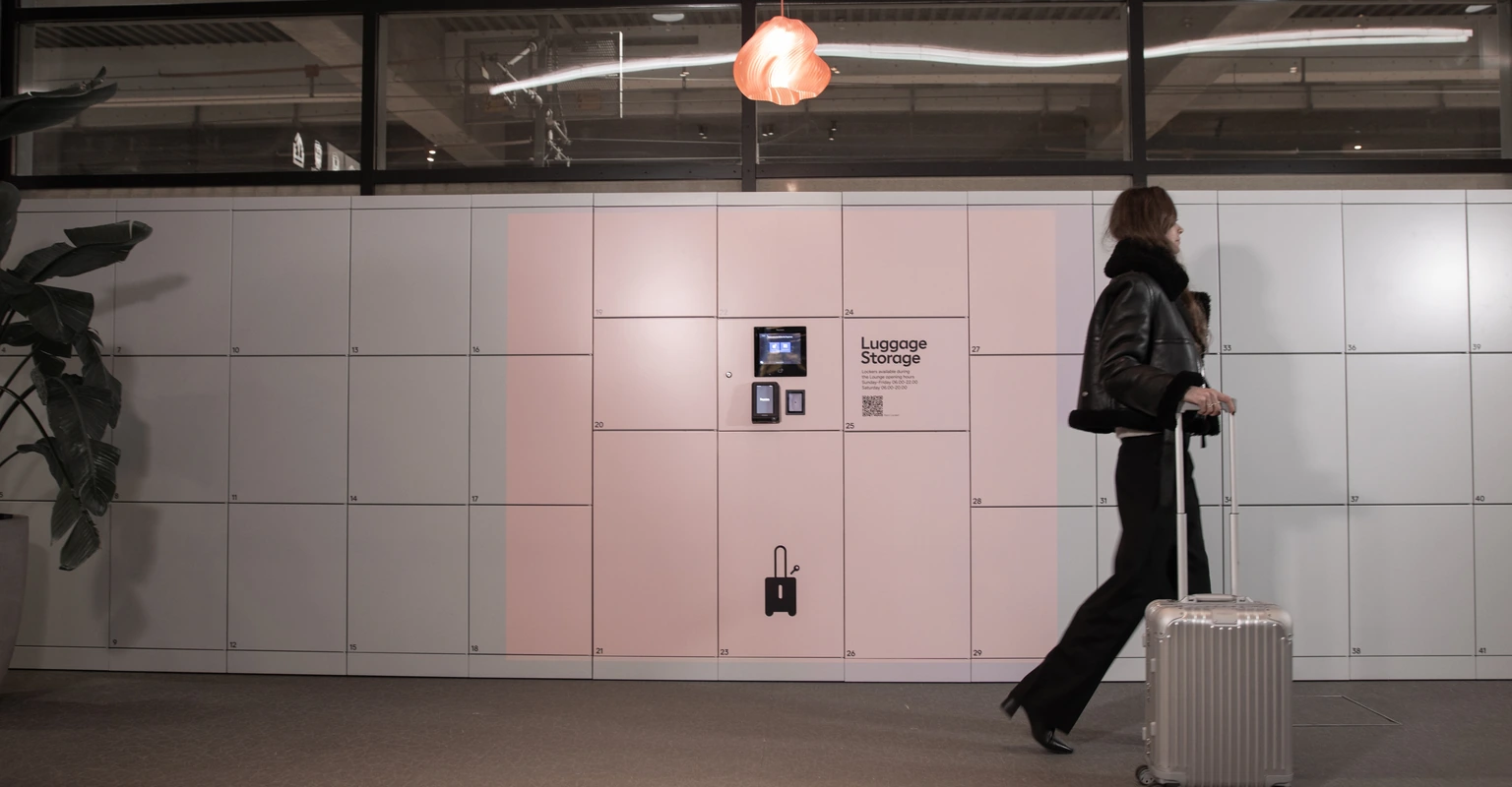 Arlanda Express luggage locker wall in the Stockholm lounge