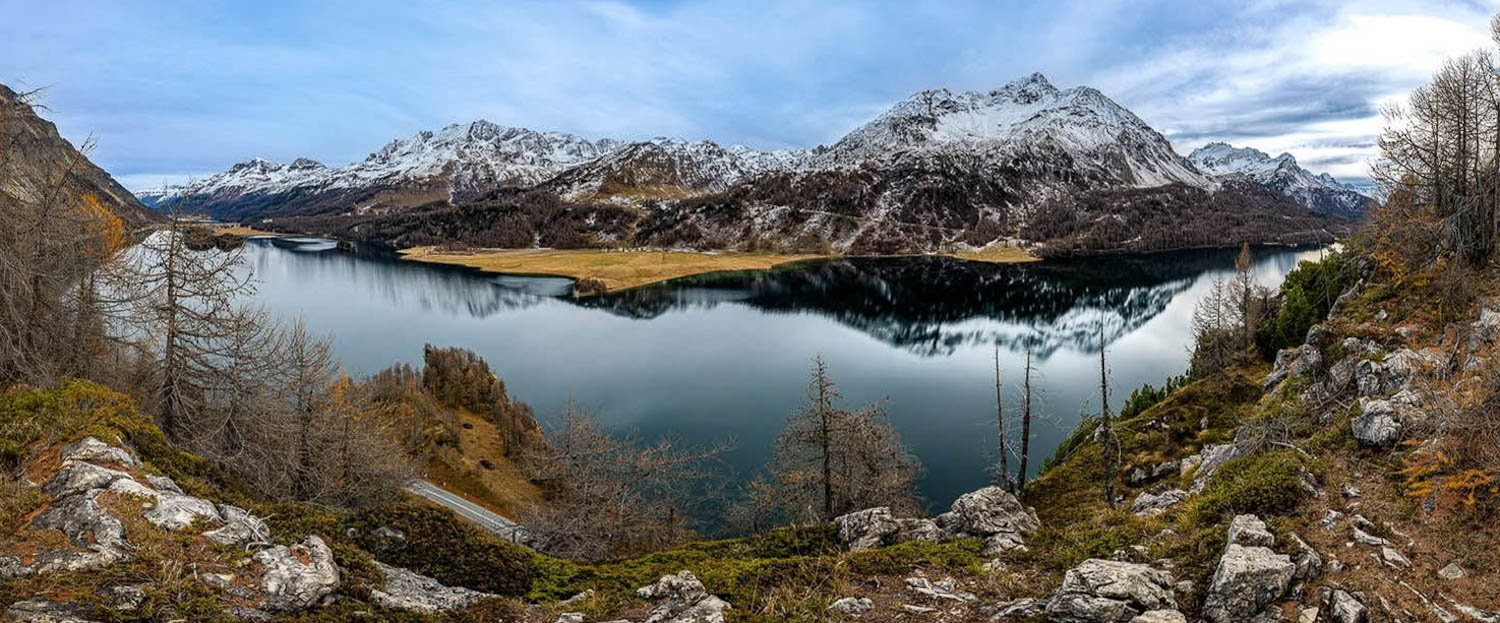 Panormablick au den Silsersee im Sptherbst