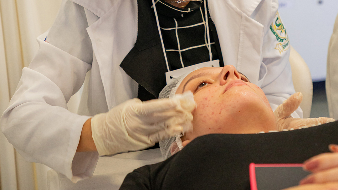 Detalhe de procedimento estético