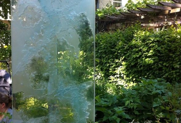 Eva Sperner, glass in the garden. OBACHT!, Haidhausen.