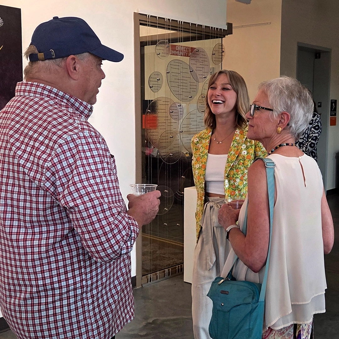 Images taken by the author and from the artist’s Instagram profile