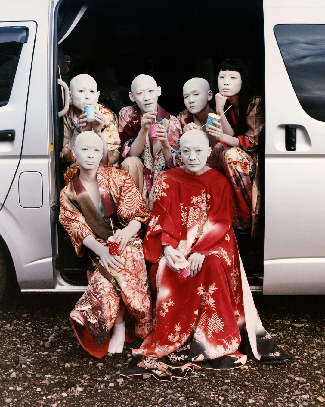 ‘Butoh’, de Tom Johnson, está publicado por Sixteen World; exposición acompañante en la 1014 Gallery, Londres, hasta el 28 de noviembre.