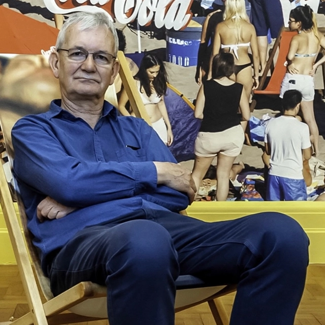 Martin Parr, the photographer who fractured and renewed the British documentary tradition, has died