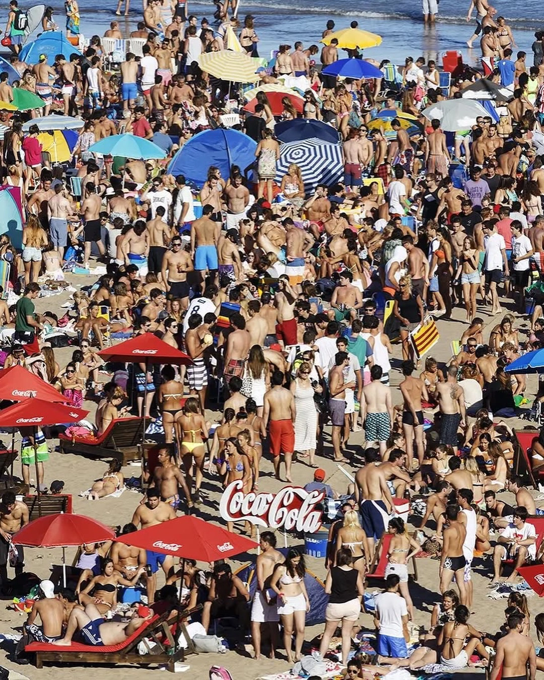 Images taken from social media.