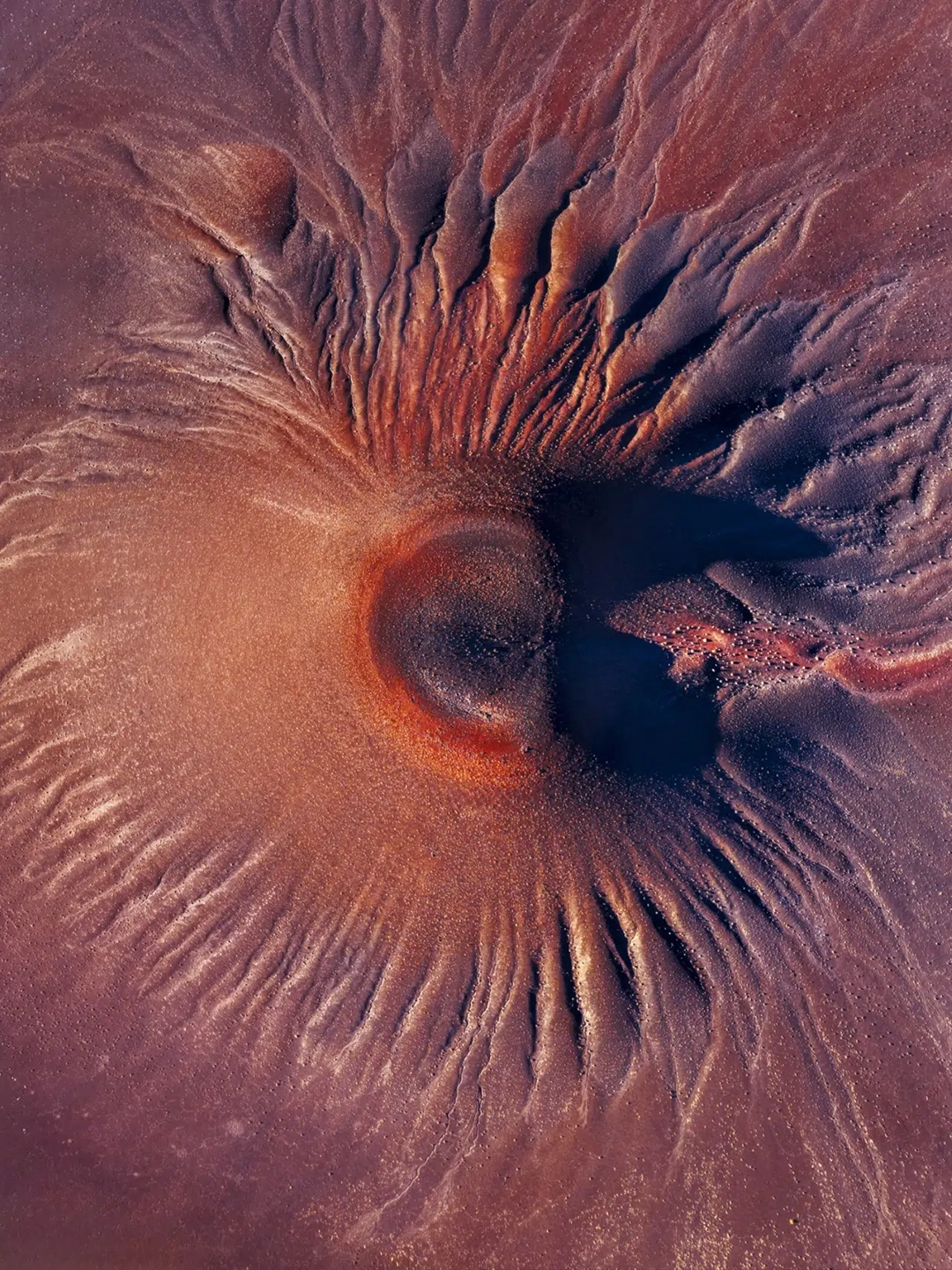 The Nipple of the Earth by Daniel Viñé García.