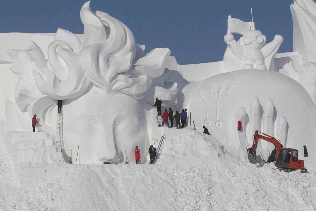Snow sculptures under construction on December 22, 2018. The Atlantic.