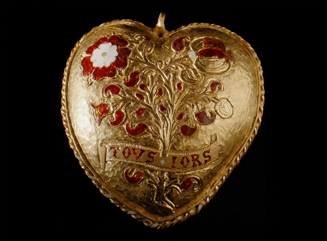 The Medallion Stays Home