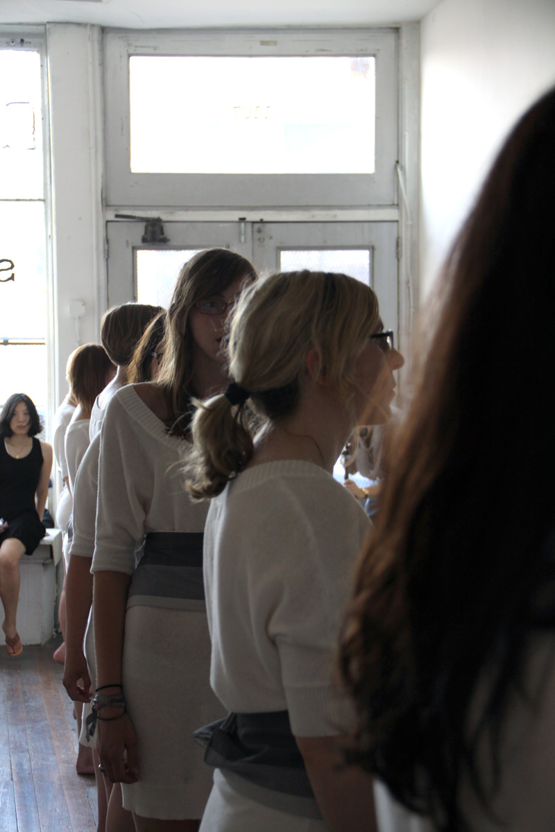 André Alves, Silence It Is, 2011. Performance.