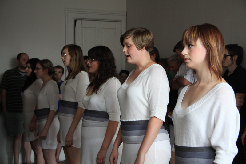 André Alves, Silence It Is, 2011. Performance.