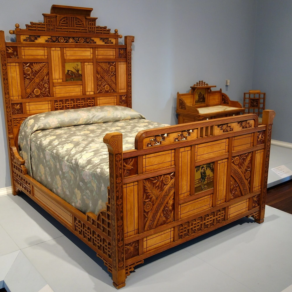 Mitchell & Rammelsberg bedroom suite, c. 1880, at the Cincinnati Art Museum.