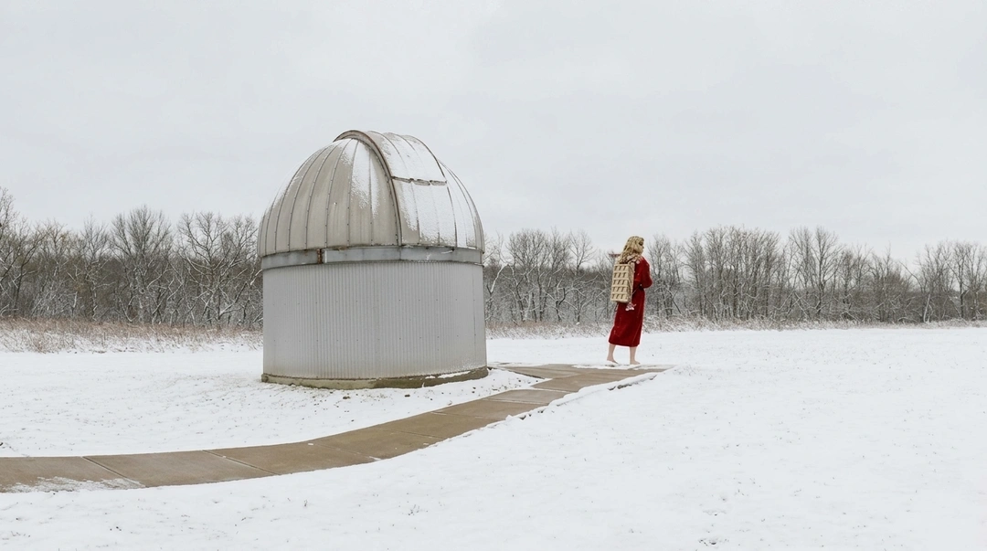 Marcella Hackbardt. Snowfall (2011). Digital chromogenic print, 19 x 36 inches. Photo courtesy of Weston Art Gallery. (Digitally enhanced.)