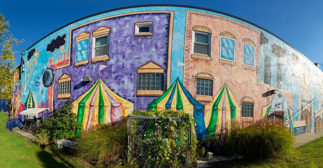 Mural on the Visionaries and Voices building at 3841 Spring Grove Avenue in Northside, Cincinnati.
