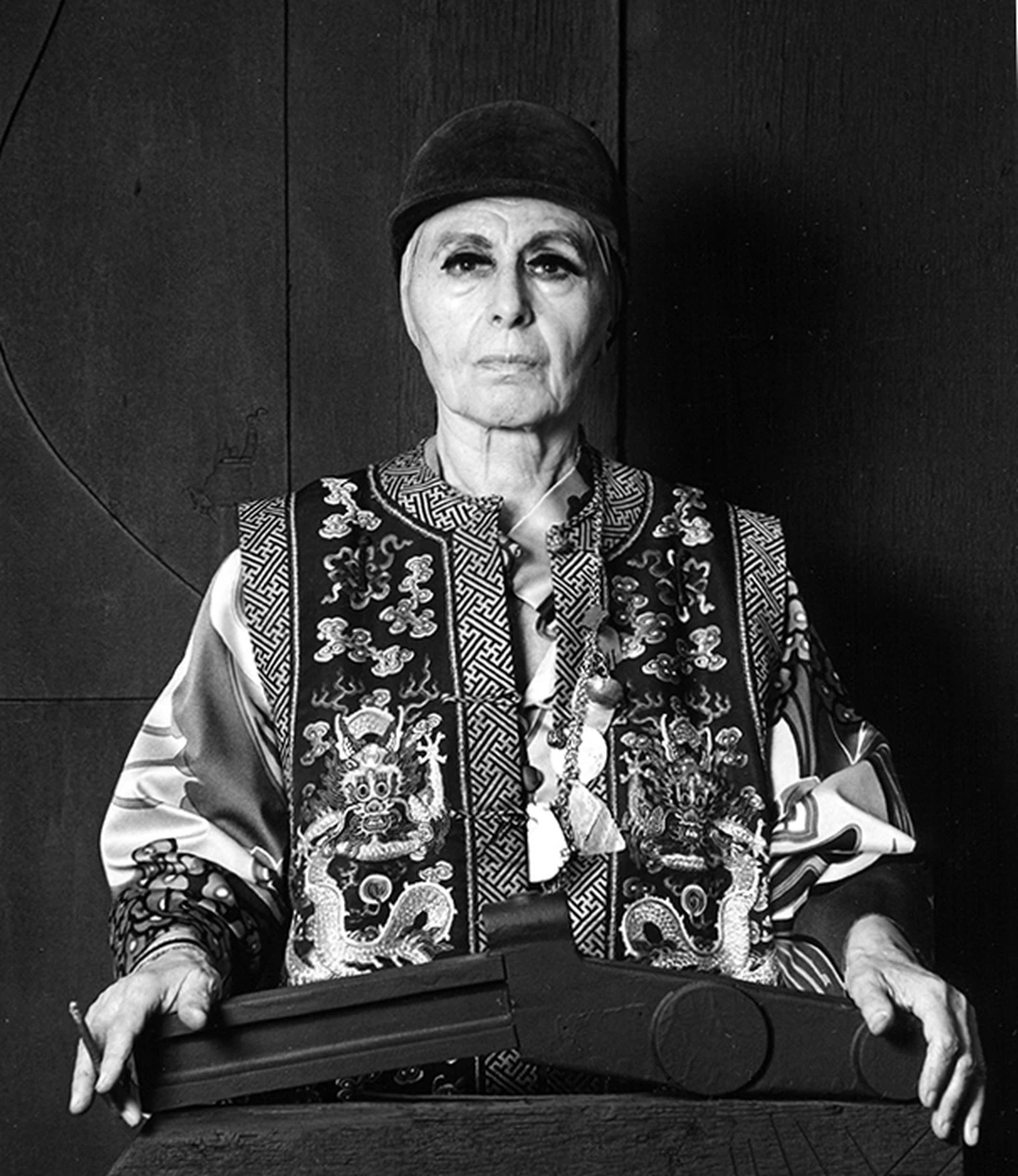 Portrait of American sculptor Louise Nevelson, 1976. Photograph by Lynn Gilbert.