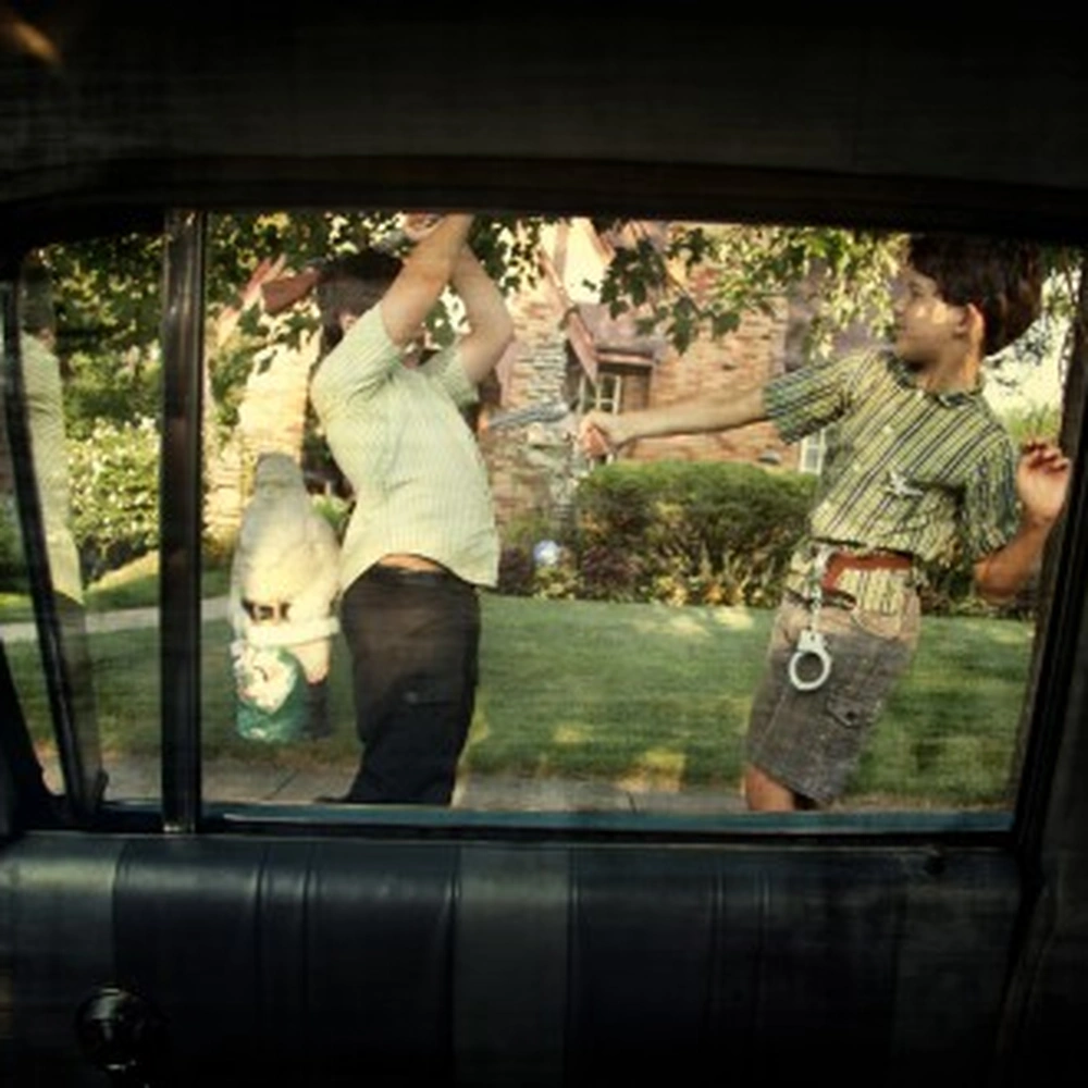Brad Austin Smith, Meyer Place, 2010, C-print, 30 x 40 inches.