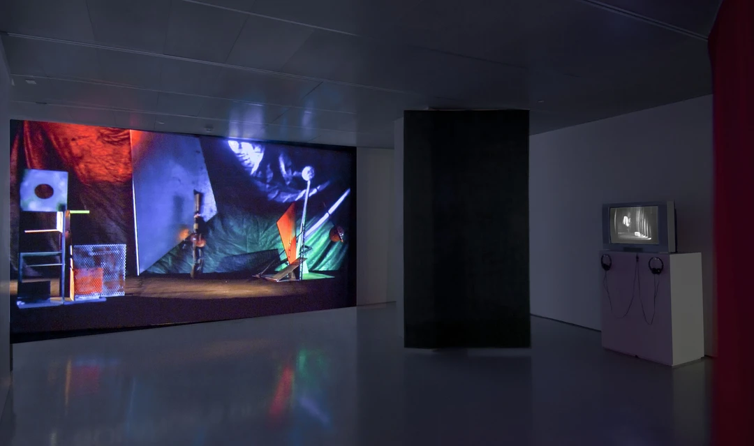 Jannis Varelas, Solange's Dream, video installation view